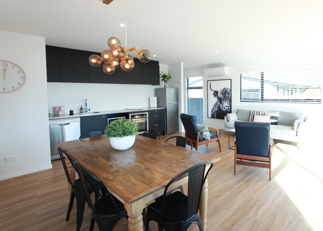 3 - Sunny Brand New House Villa Wanaka Exteriör bild