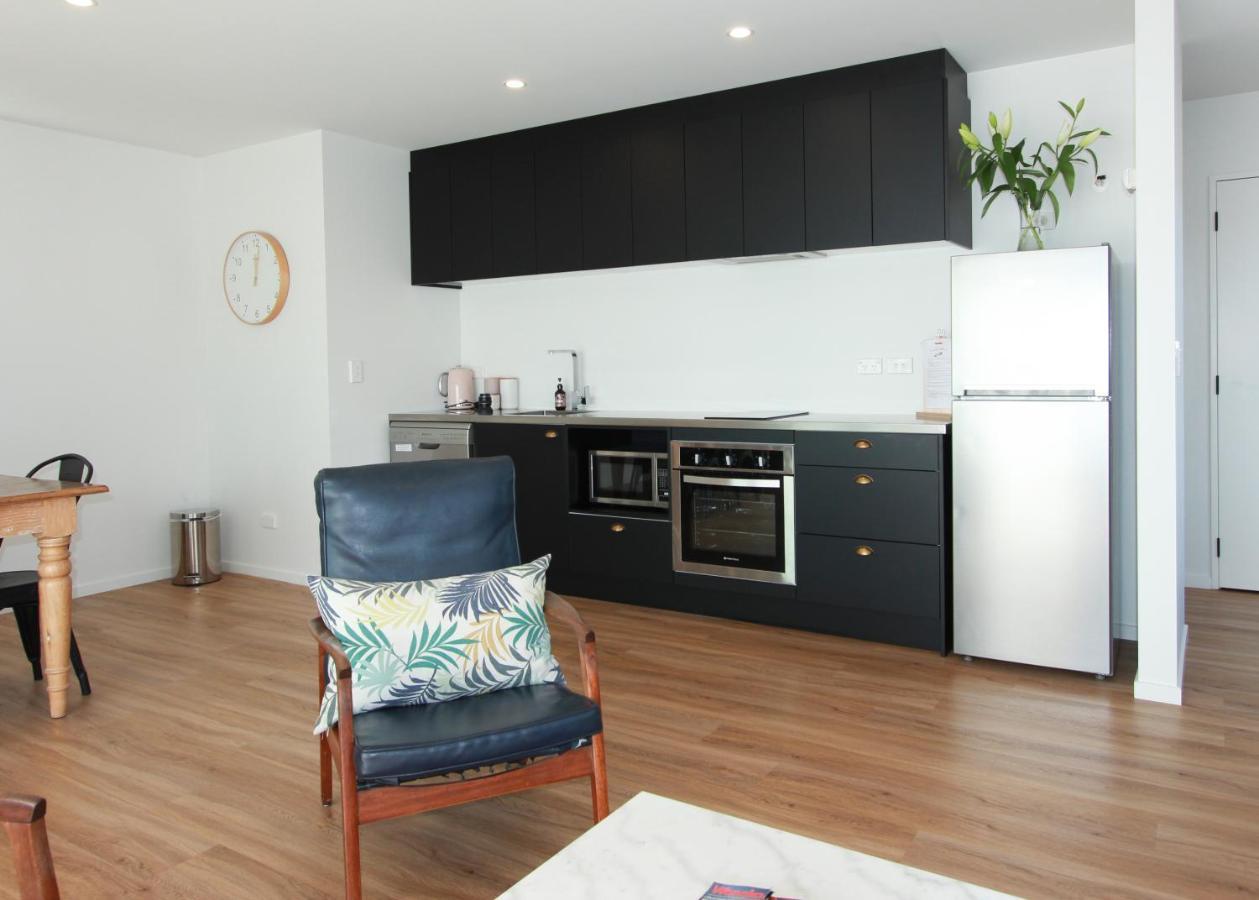 3 - Sunny Brand New House Villa Wanaka Exteriör bild