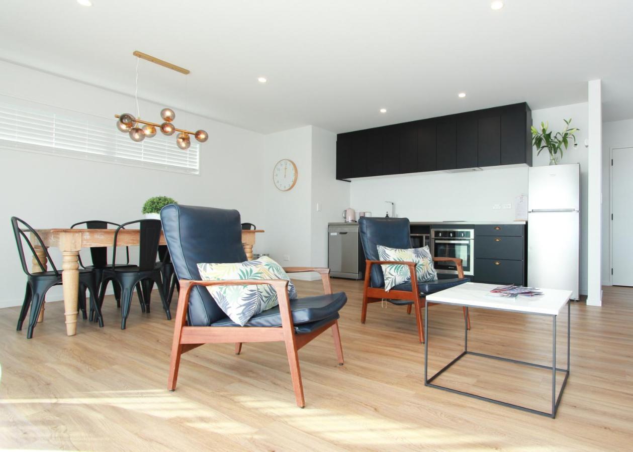 3 - Sunny Brand New House Villa Wanaka Exteriör bild