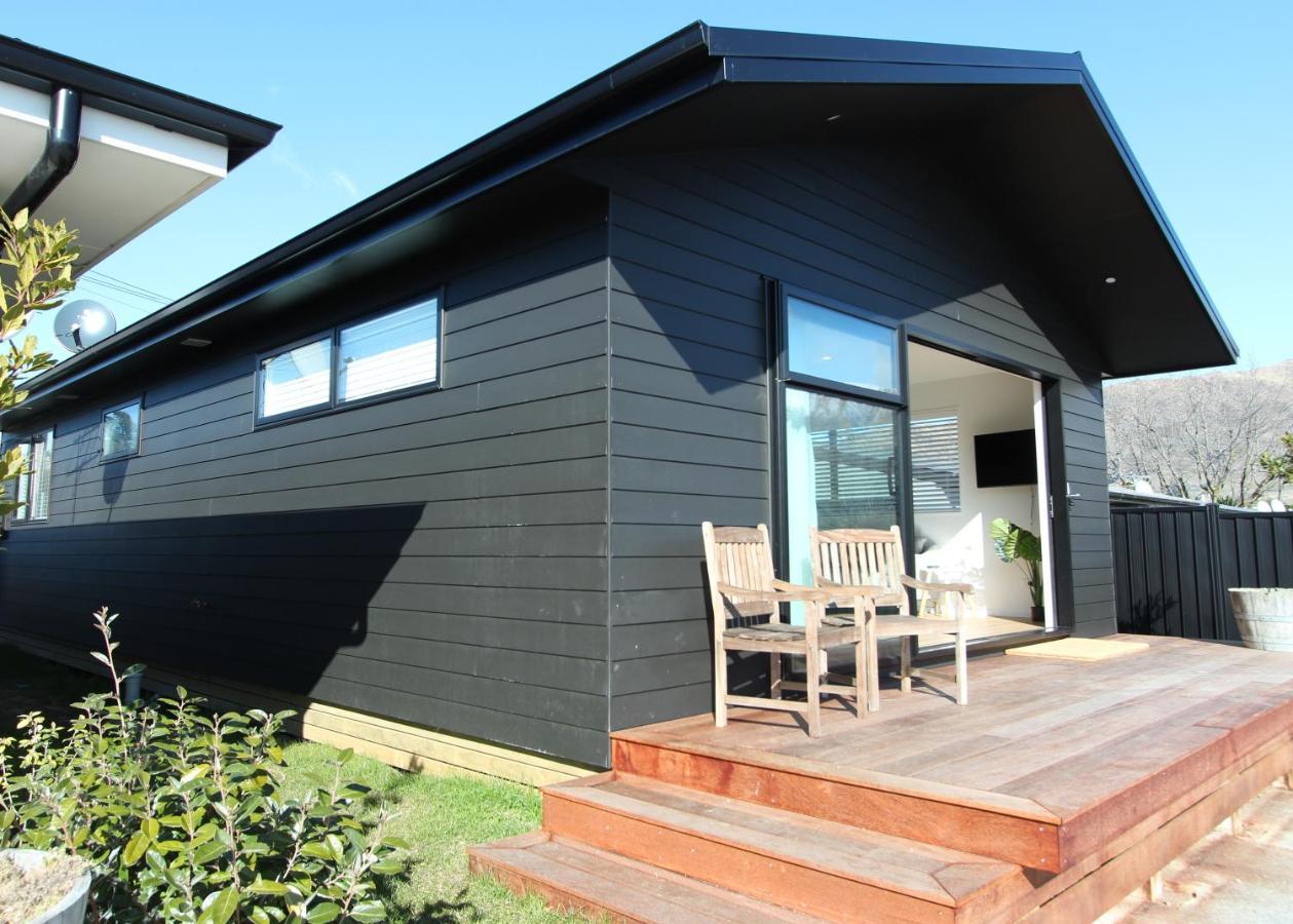 3 - Sunny Brand New House Villa Wanaka Exteriör bild